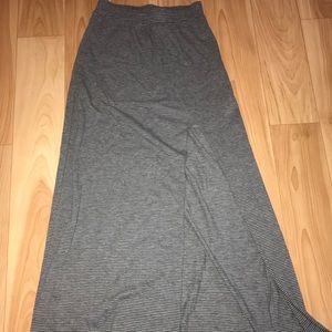 XS Gray American Eagle maxi skirt